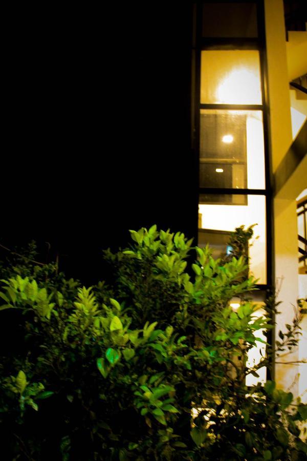 Ella Odyssey Inn Eksteriør bilde